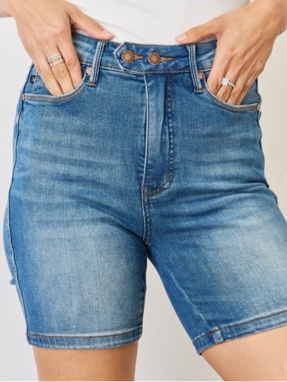 Women’s Judy Blue Bermuda Shorts Tummy Control High Waist Shorts size XL